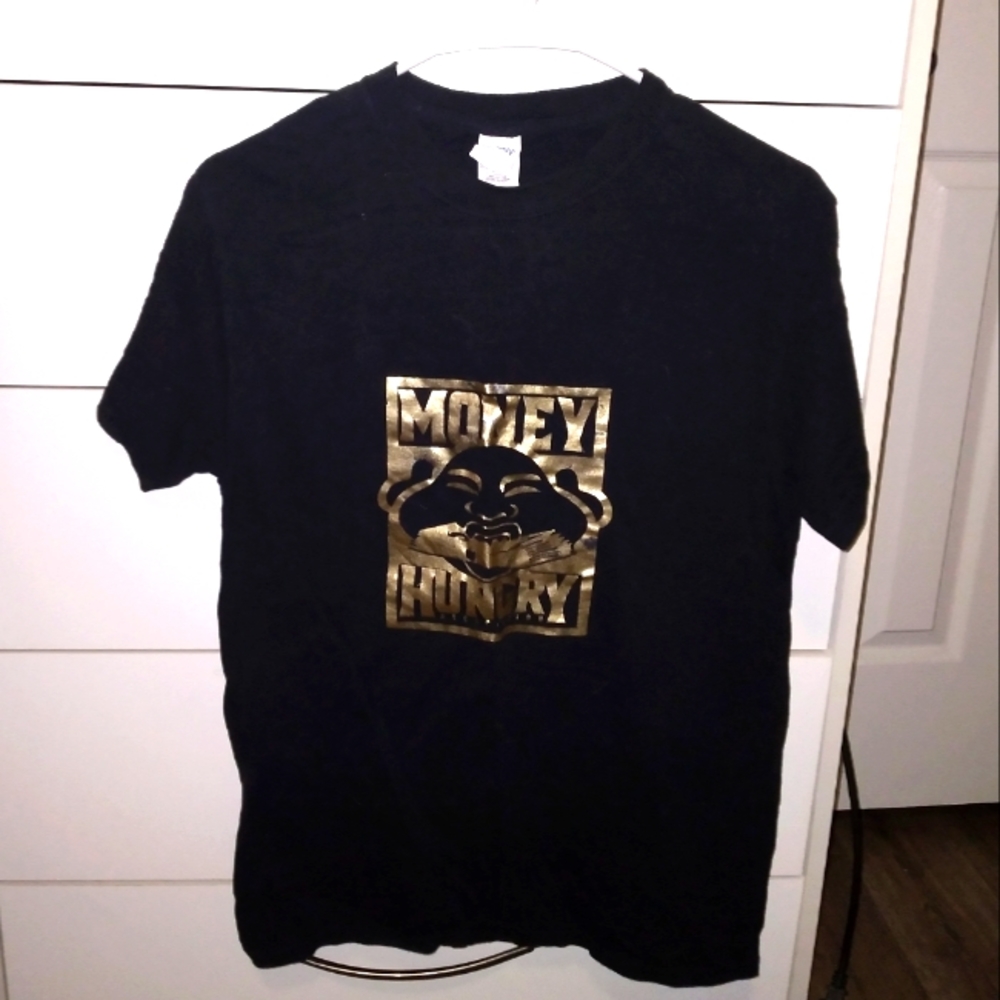 Black Graphic T-Shirt - Gold Money Hungry Decal EUC